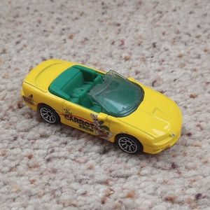 1998 Chevrolet Camaro SS Convertible The Carrot Show Matchbox Car